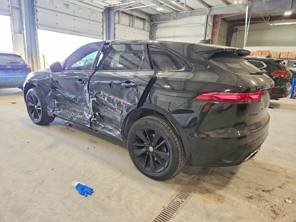 2021 JAGUAR F-PACE R-DYNAMIC S — Фото 2 из 12