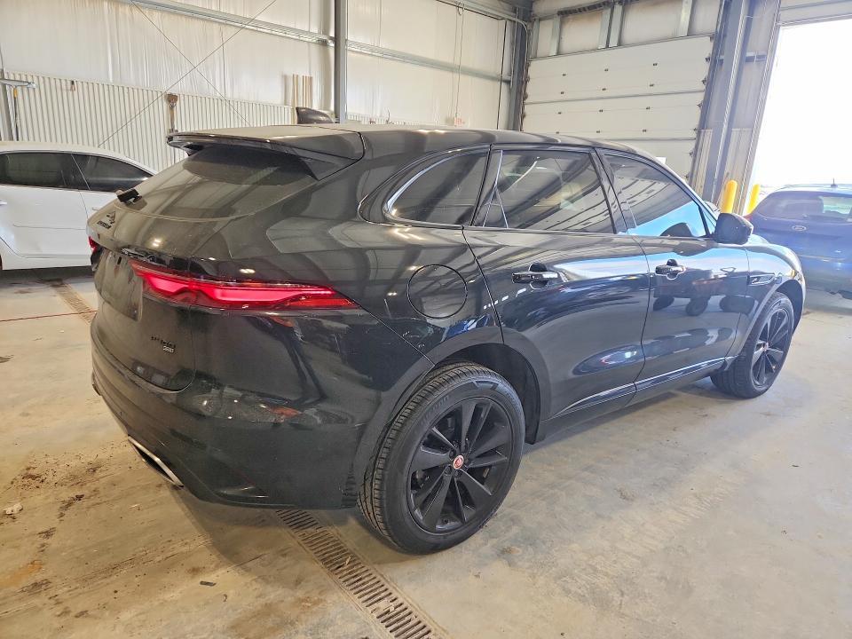 2021 JAGUAR F-PACE R-DYNAMIC S — Фото 3 из 12