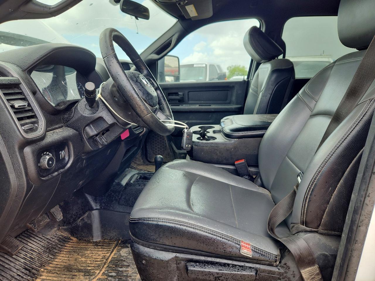 2024 RAM 2500 TRADESMAN 4WD 6.7L 6C TDSL — Фото 7 из 12