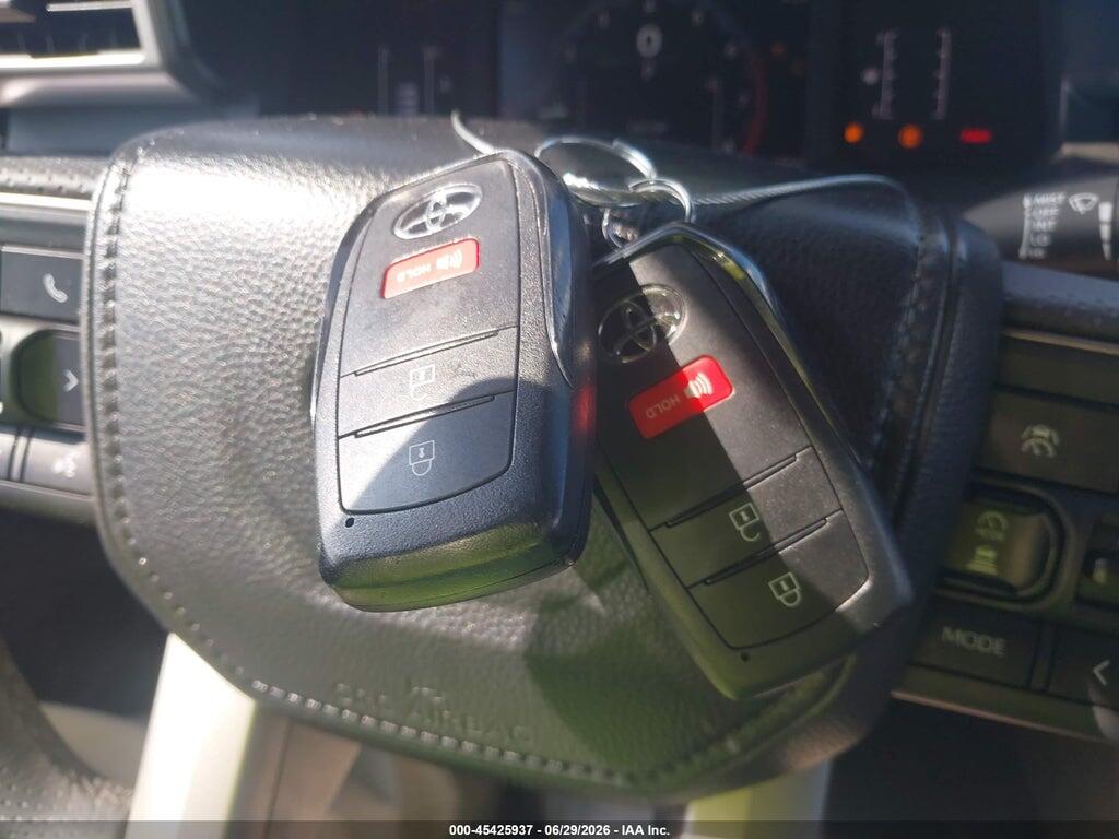 JTEVA5BR6S5017687 2025 TOYOTA 4RUNNER photo no. 11