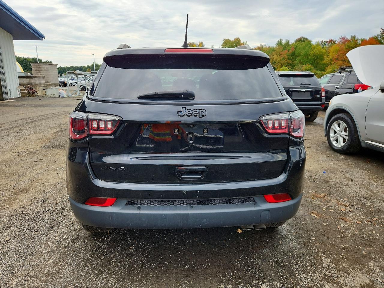2021 JEEP COMPASS LATITUDE — Фото 6 из 12