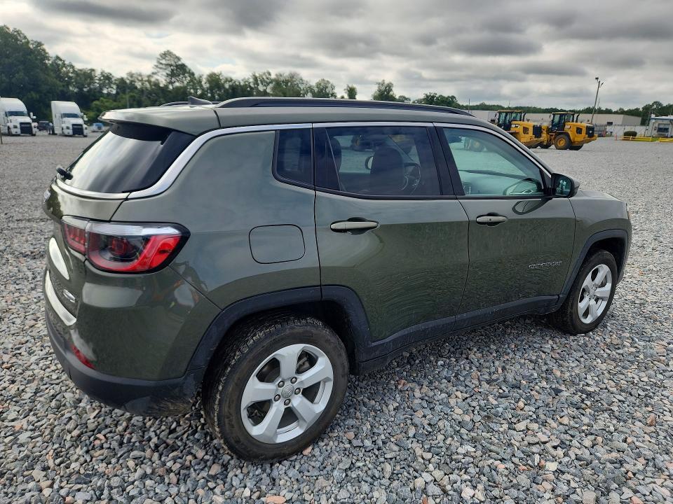 2021 JEEP COMPASS LATITUDE — Фото 3 из 13