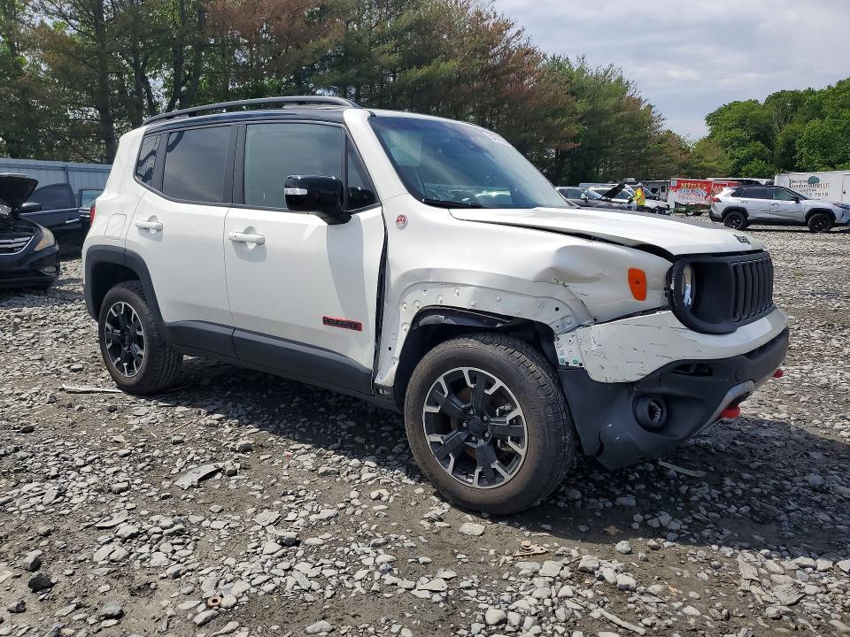 2023 JEEP RENEGADE TRAILHAWK — Фото 4 из 13