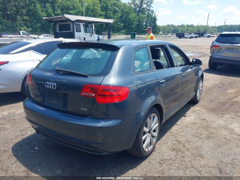 WAUBJBFM8BA047704 2011 AUDI A3 photo no. 4