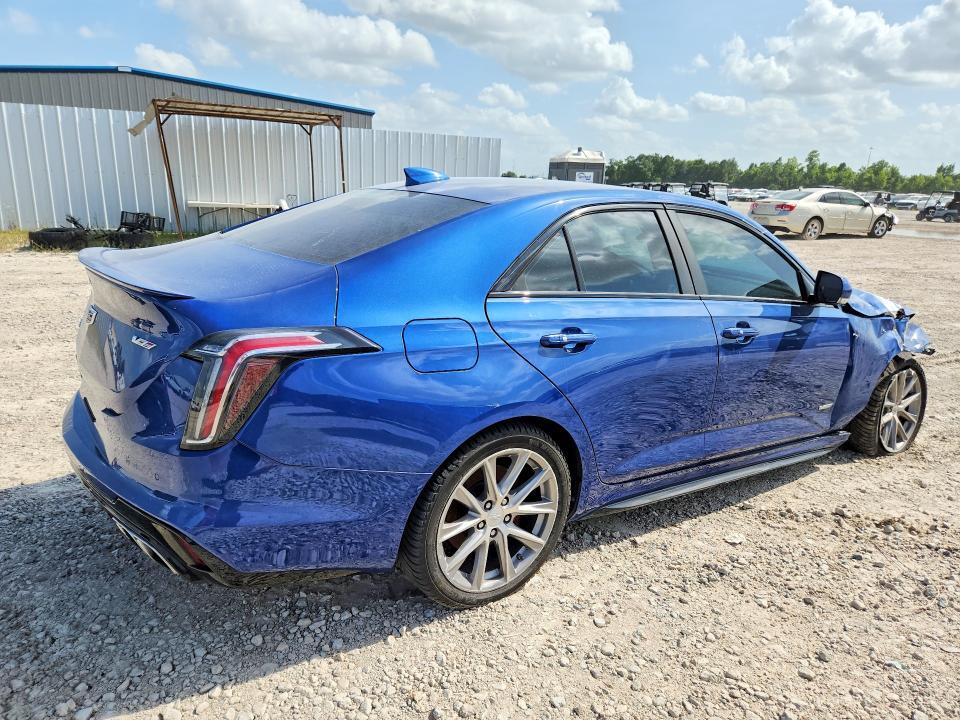 2022 CADILLAC CT4-V — Фото 3 из 12