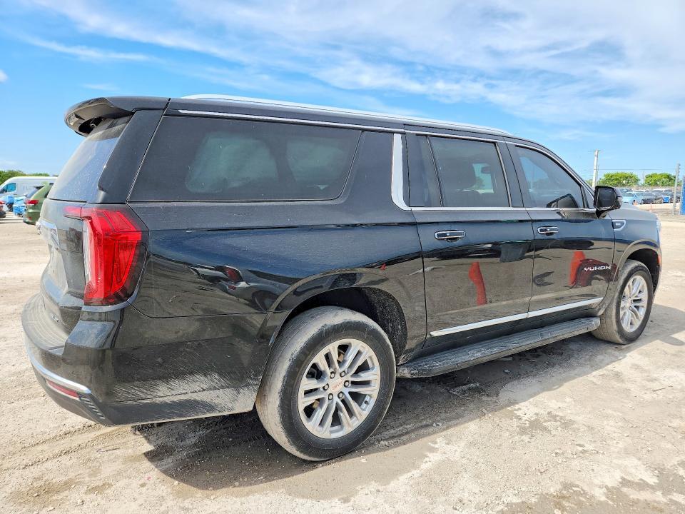 2022 GMC YUKON XL K1500 SLT — Фото 3 из 13
