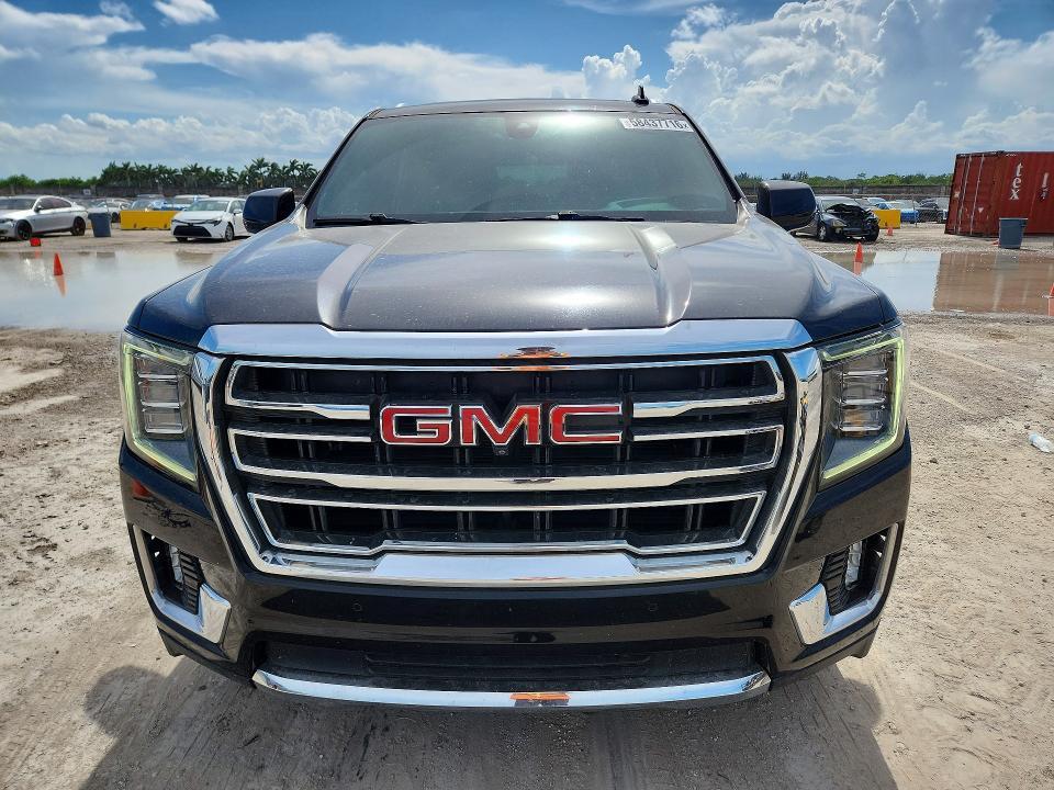 2022 GMC YUKON XL K1500 SLT — Фото 5 из 13