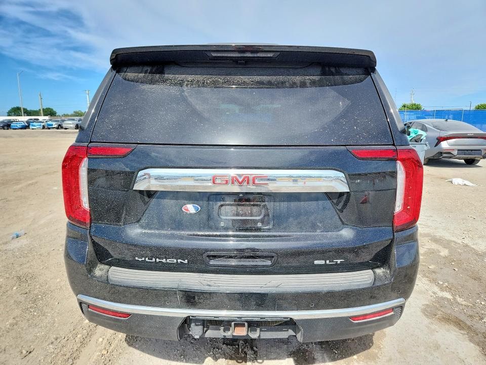 2022 GMC YUKON XL K1500 SLT — Фото 6 из 13