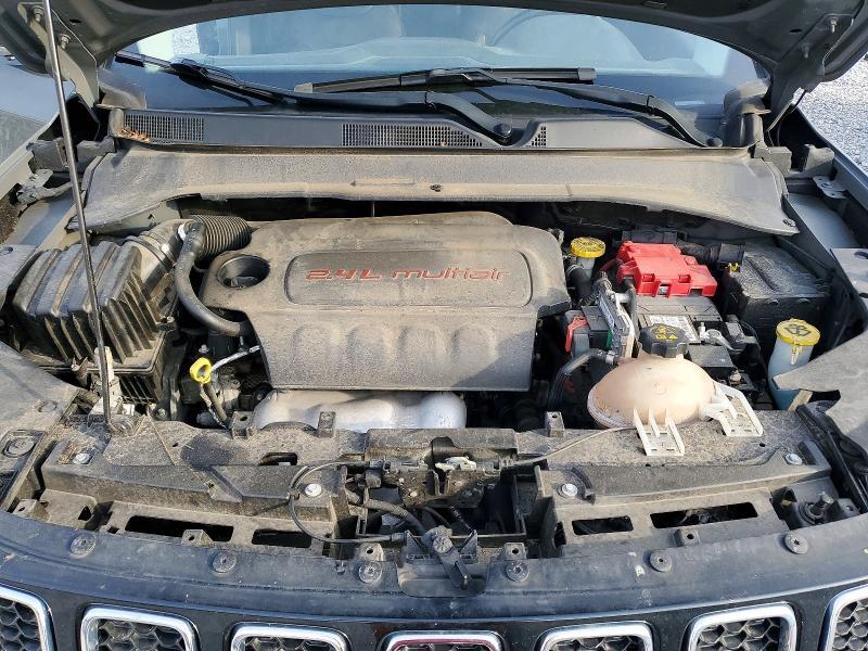 2021 JEEP COMPASS LIMITED — Фото 12 из 14