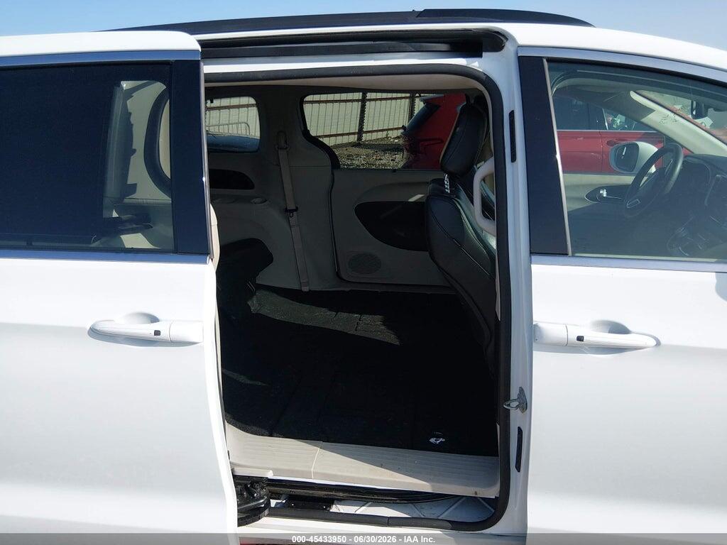 2C4RC1BG1NR177619 2022 CHRYSLER PACIFICA photo no. 8