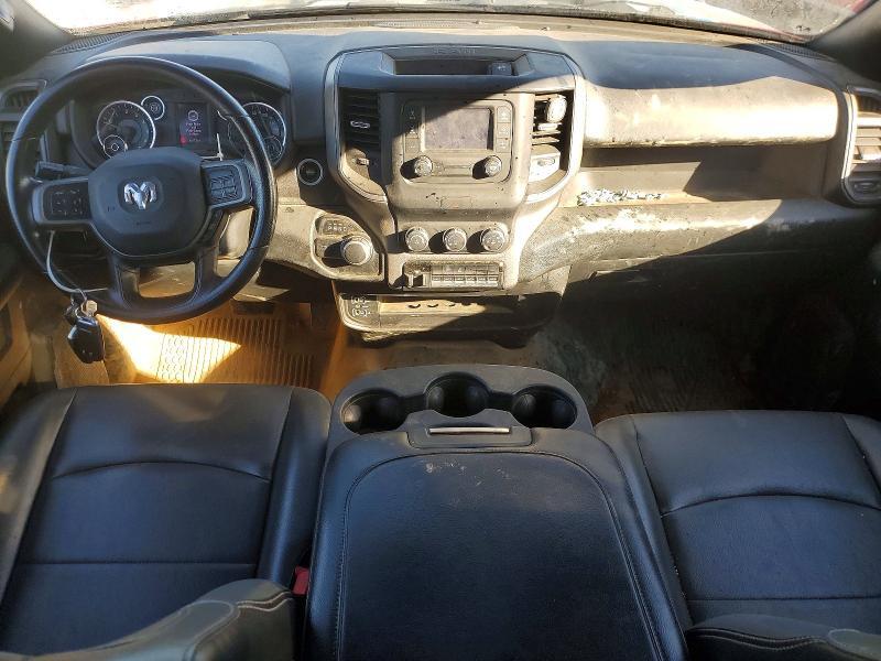 2022 RAM 2500 TRADESMAN — Фото 8 из 12