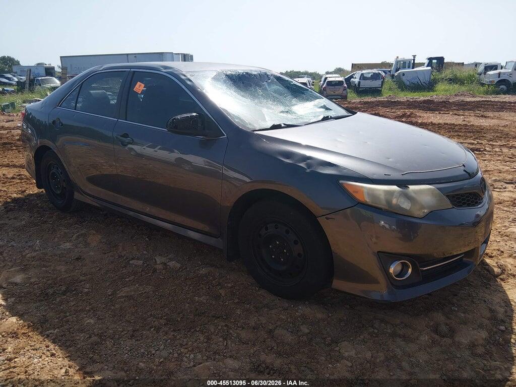 4T1BF1FK4EU315465 2014 TOYOTA CAMRY photo no. 1