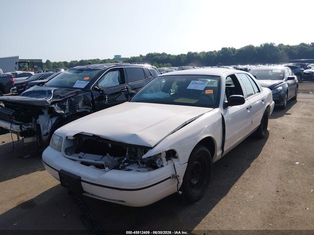 2FAFP71W7XX118744 1999 FORD CROWN VICTORIA photo no. 2