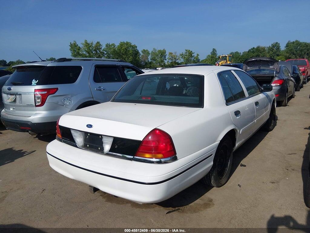 2FAFP71W7XX118744 1999 FORD CROWN VICTORIA photo no. 4