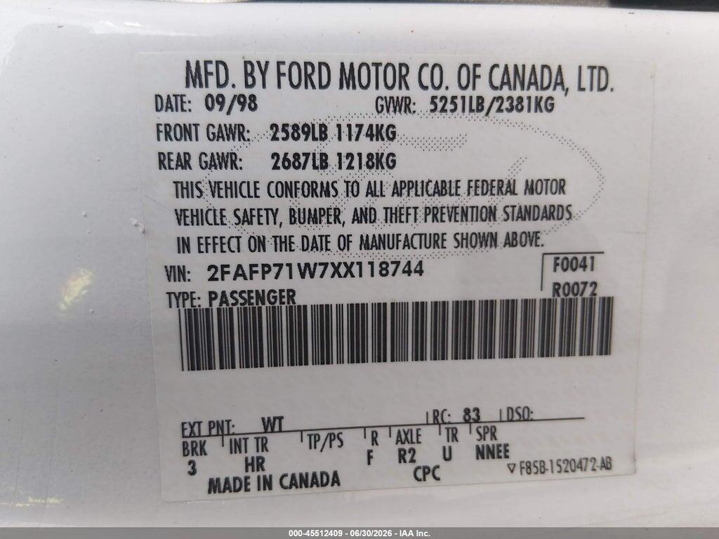 2FAFP71W7XX118744 1999 FORD CROWN VICTORIA photo no. 9