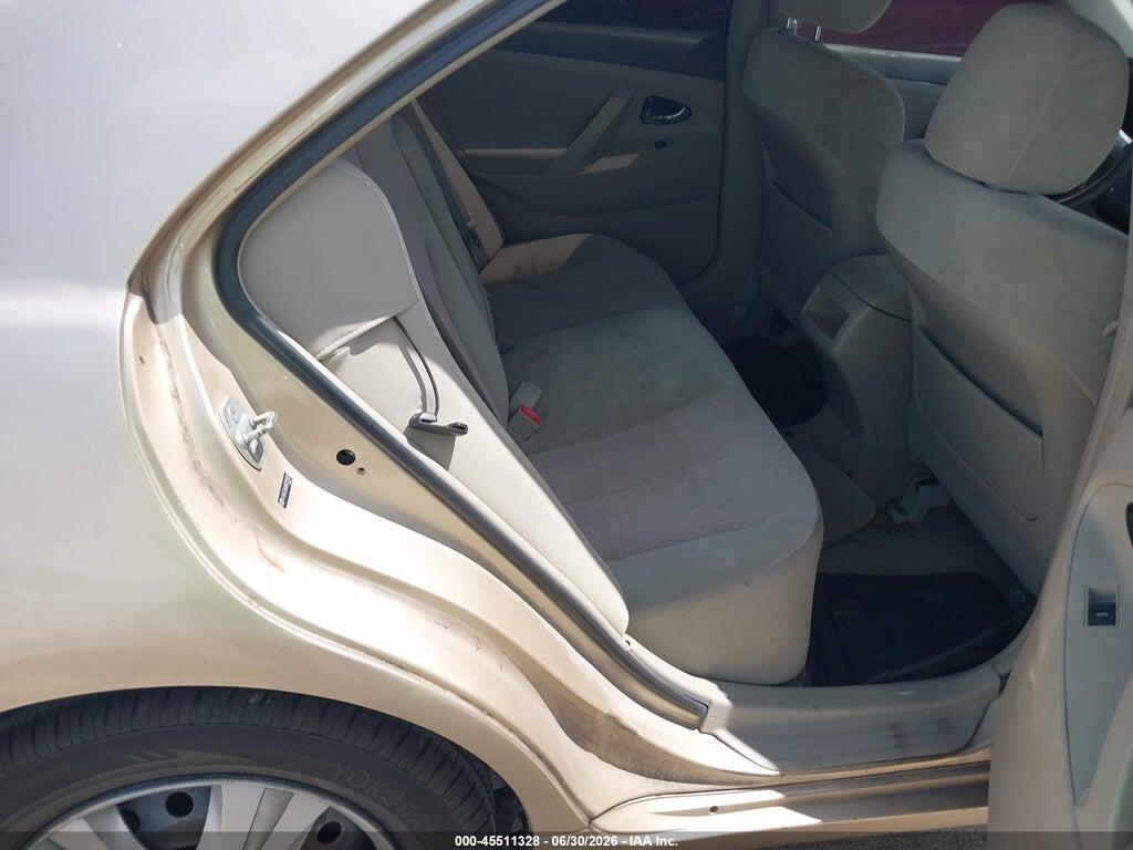 4T4BF3EKXAR029102 2010 TOYOTA CAMRY photo no. 8