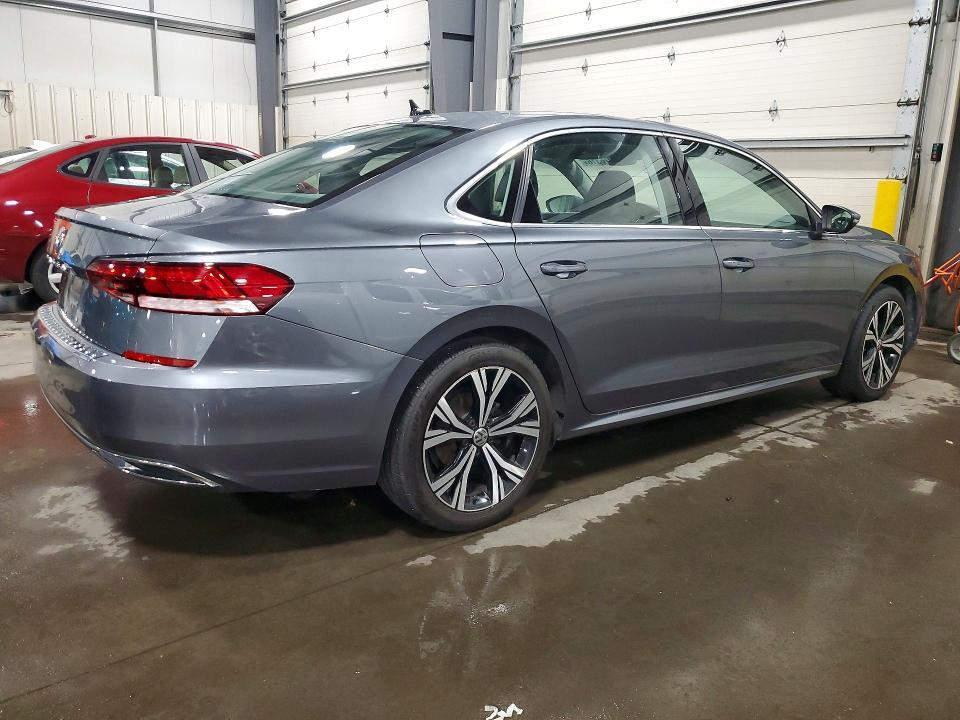 1VWSA7A31NC002446 2022 VOLKSWAGEN PASSAT photo no. 3