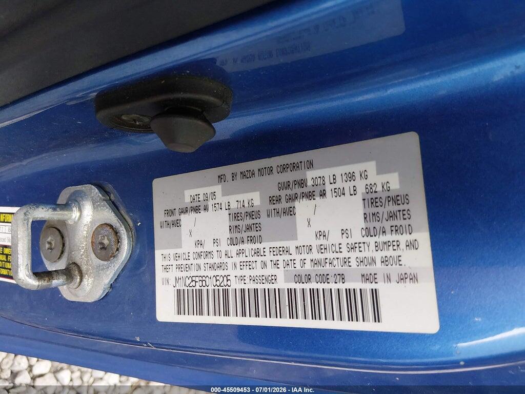 JM1NC25F660105205 2006 MAZDA MX-5 photo no. 9