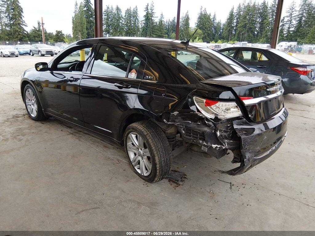 1C3CCBAB4DN764348 2013 CHRYSLER 200 photo no. 3