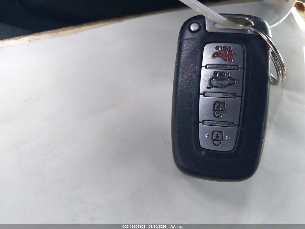 KMHTC6AE8DU175642 2013 HYUNDAI VELOSTER photo no. 11