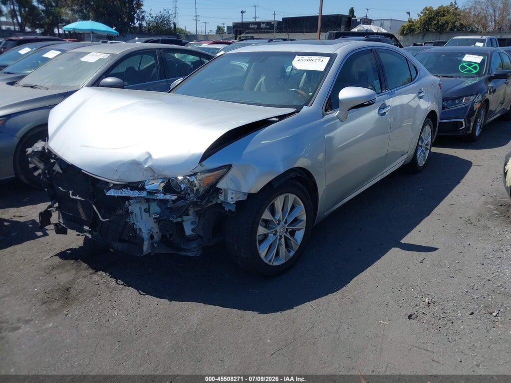 JTHBW1GG0E2039830 2014 LEXUS ES 300H photo no. 2
