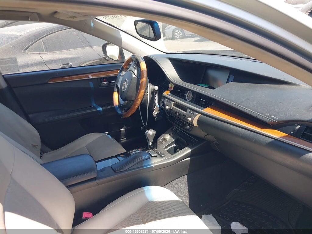 JTHBW1GG0E2039830 2014 LEXUS ES 300H photo no. 5