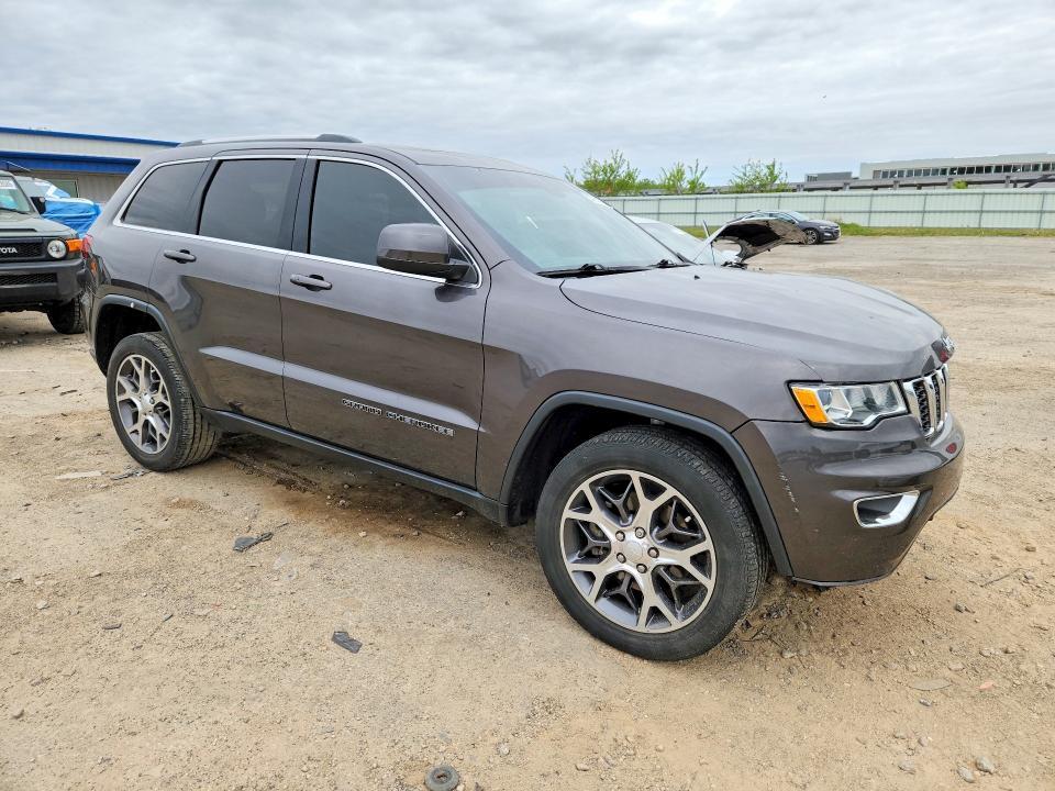 2021 JEEP GRAND CHEROKEE LAREDO — Фото 4 из 13