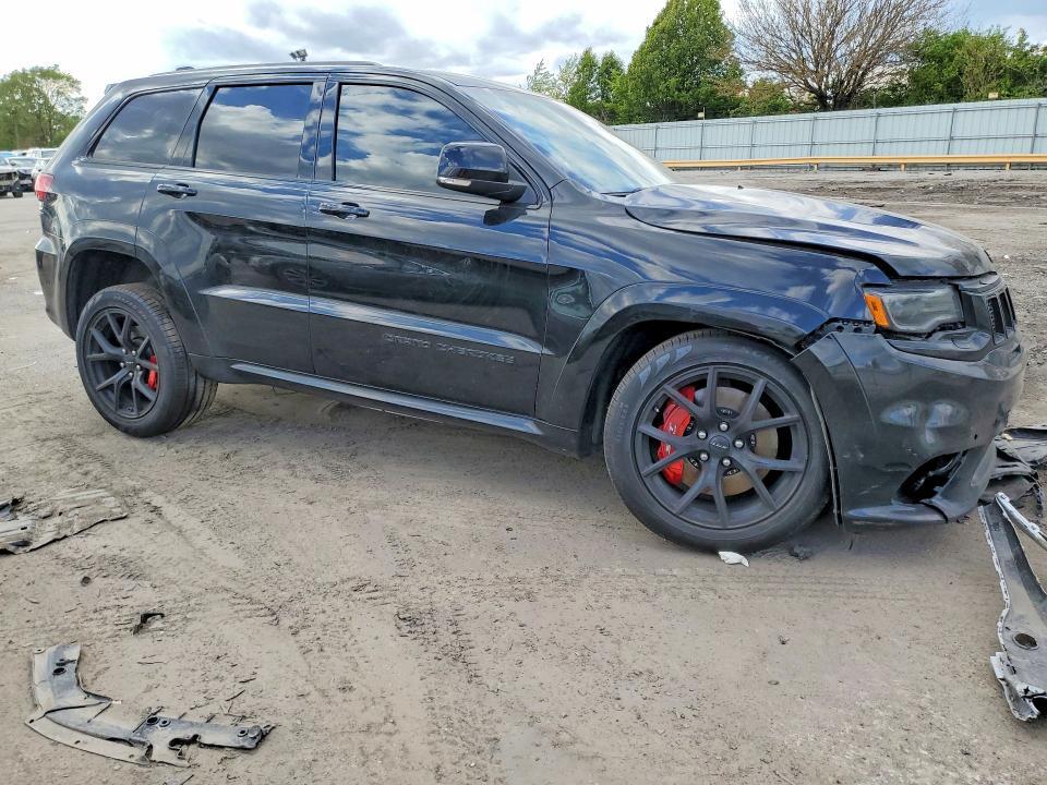 1C4RJFDJ0MC749587 2021 JEEP GRAND CHEROKEE photo no. 4