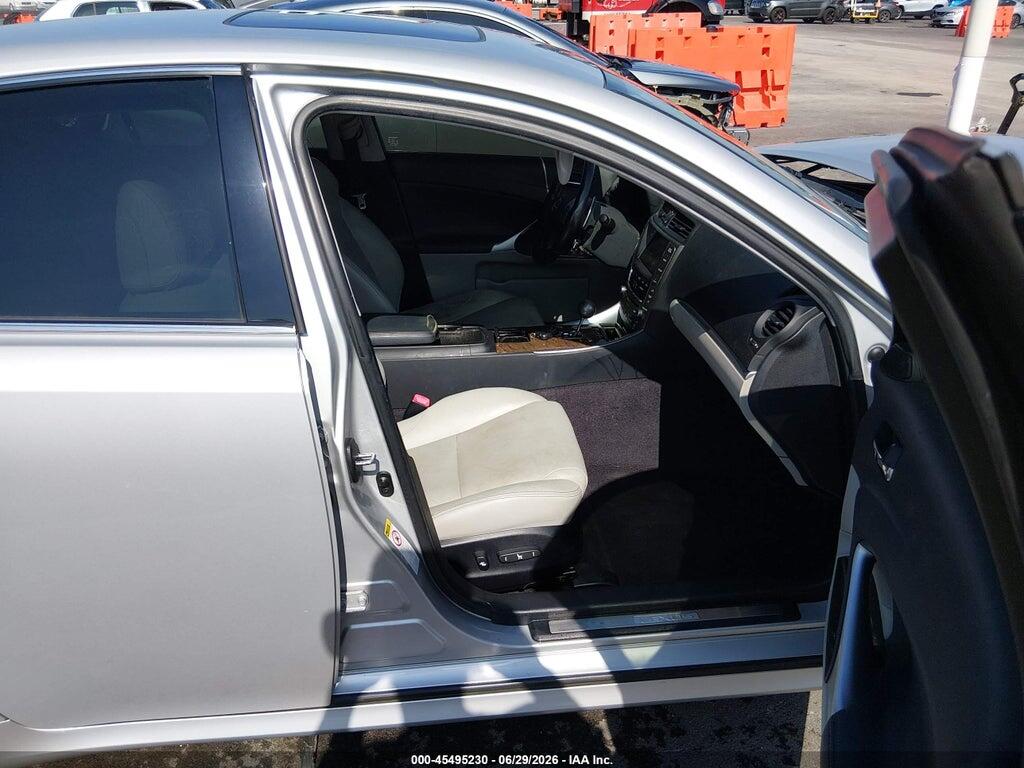 JTHCF5C22C5054881 2012 LEXUS IS 250 photo no. 5