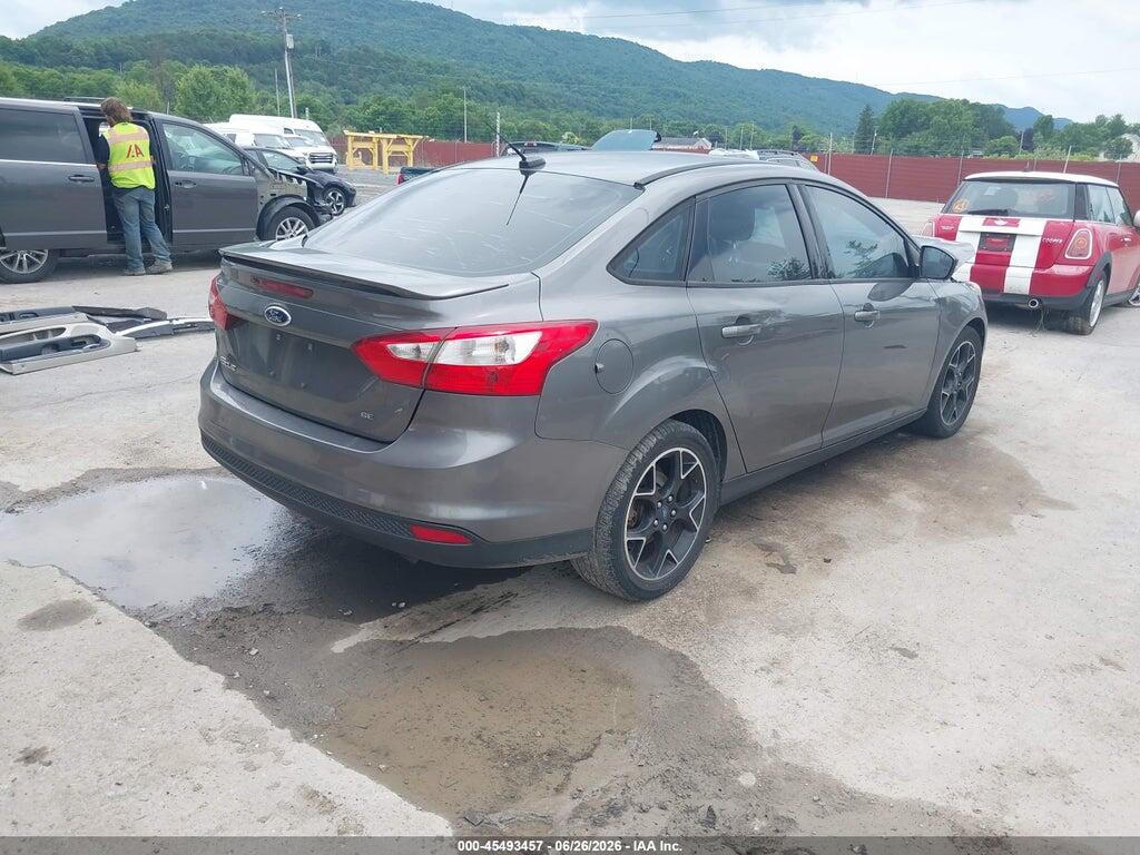 1FAHP3F20CL303507 2012 FORD FOCUS photo no. 4