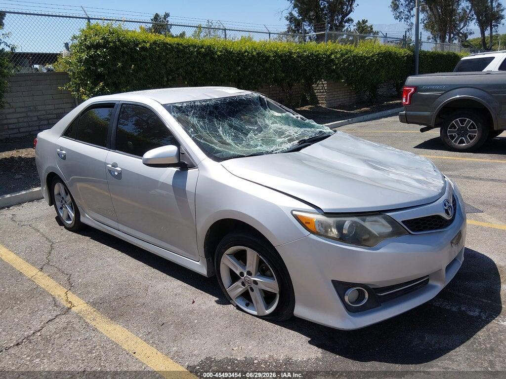4T1BF1FK8EU440498 2014 TOYOTA CAMRY photo no. 1