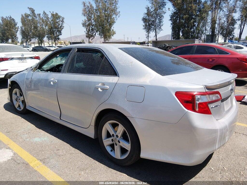 4T1BF1FK8EU440498 2014 TOYOTA CAMRY photo no. 3