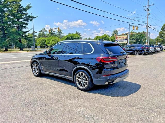 2021 BMW X5 SDRIVE 40I — Фото 3 из 10