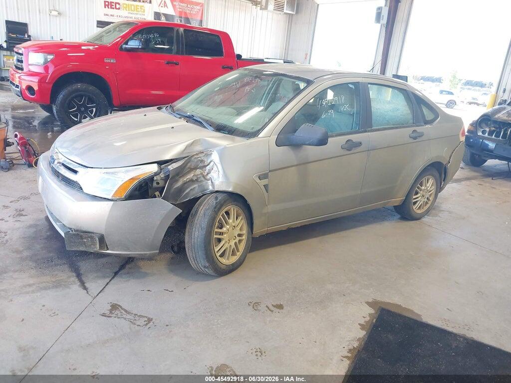 1FAHP35N58W285572 2008 FORD FOCUS photo no. 2