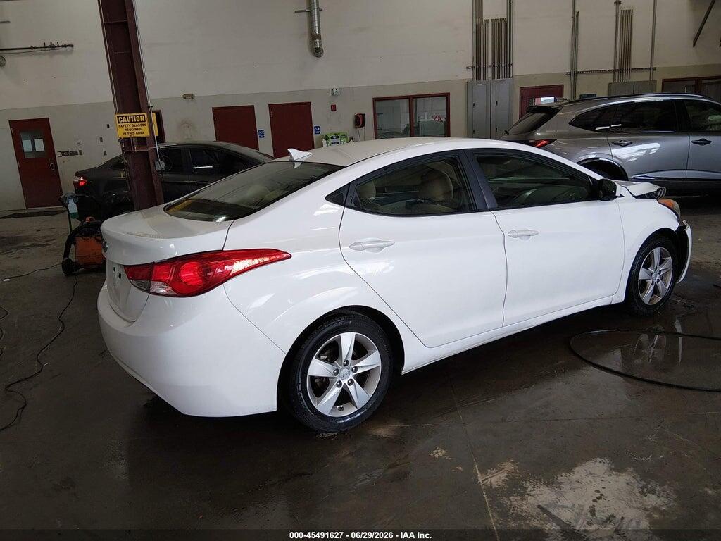 5NPDH4AE1DH241814 2013 HYUNDAI ELANTRA photo no. 4