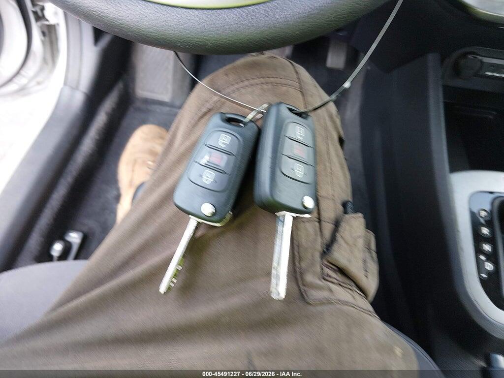 KNADM4A3XD6219439 2013 KIA RIO photo no. 11
