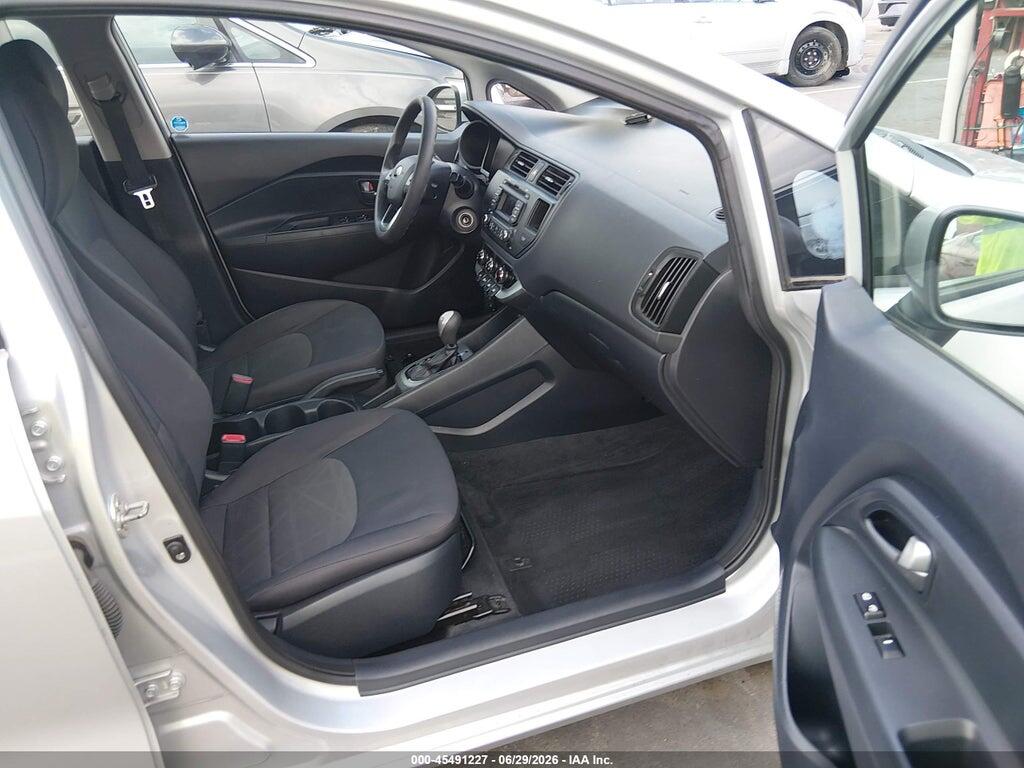 KNADM4A3XD6219439 2013 KIA RIO photo no. 5