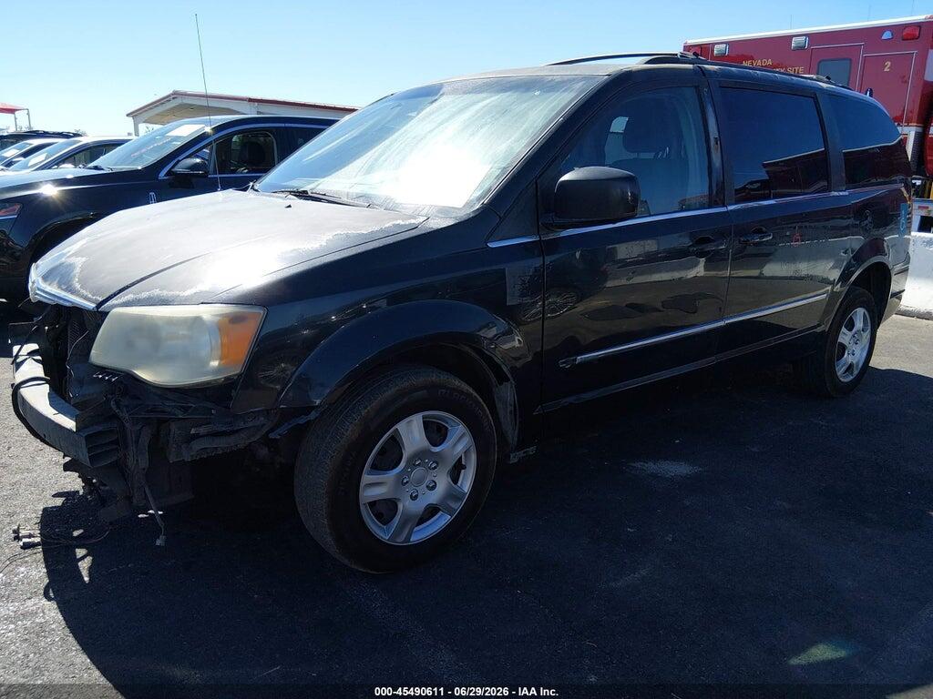 2A4RR5D19AR266986 2010 CHRYSLER TOWN & COUNTRY photo no. 2