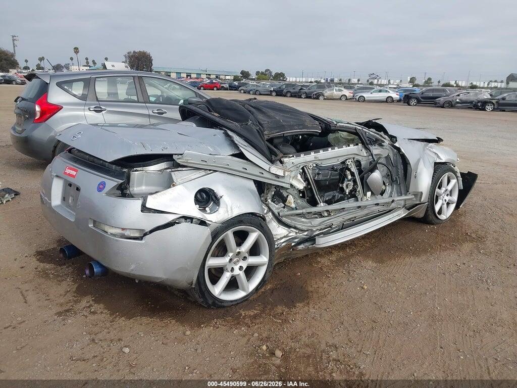 JN1AZ36A95M754206 2005 NISSAN 350Z photo no. 4