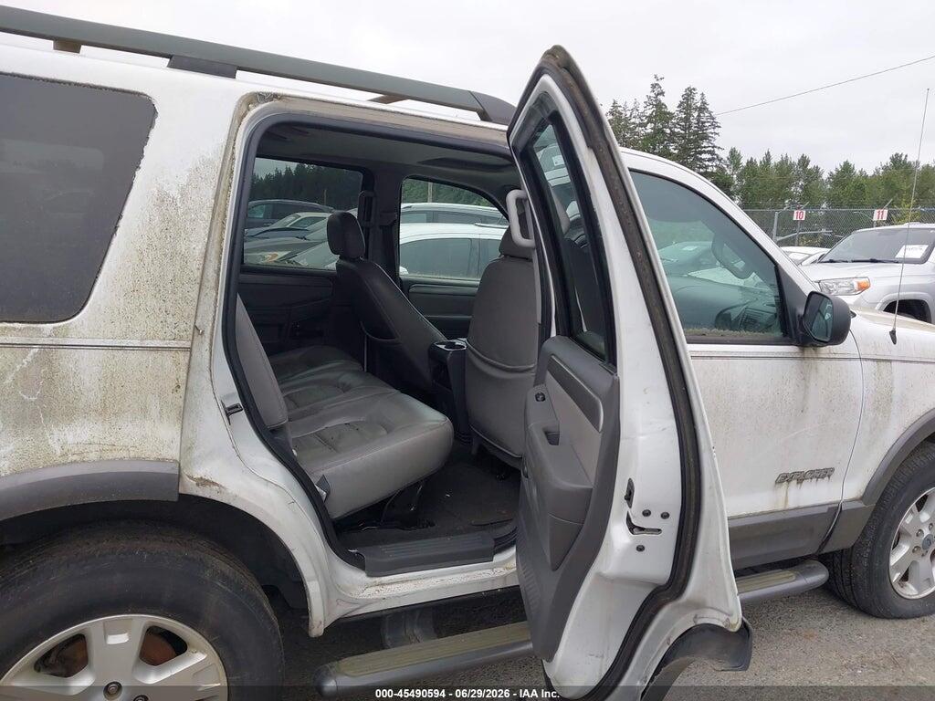 1FMZU73K05UB20989 2005 FORD EXPLORER photo no. 8