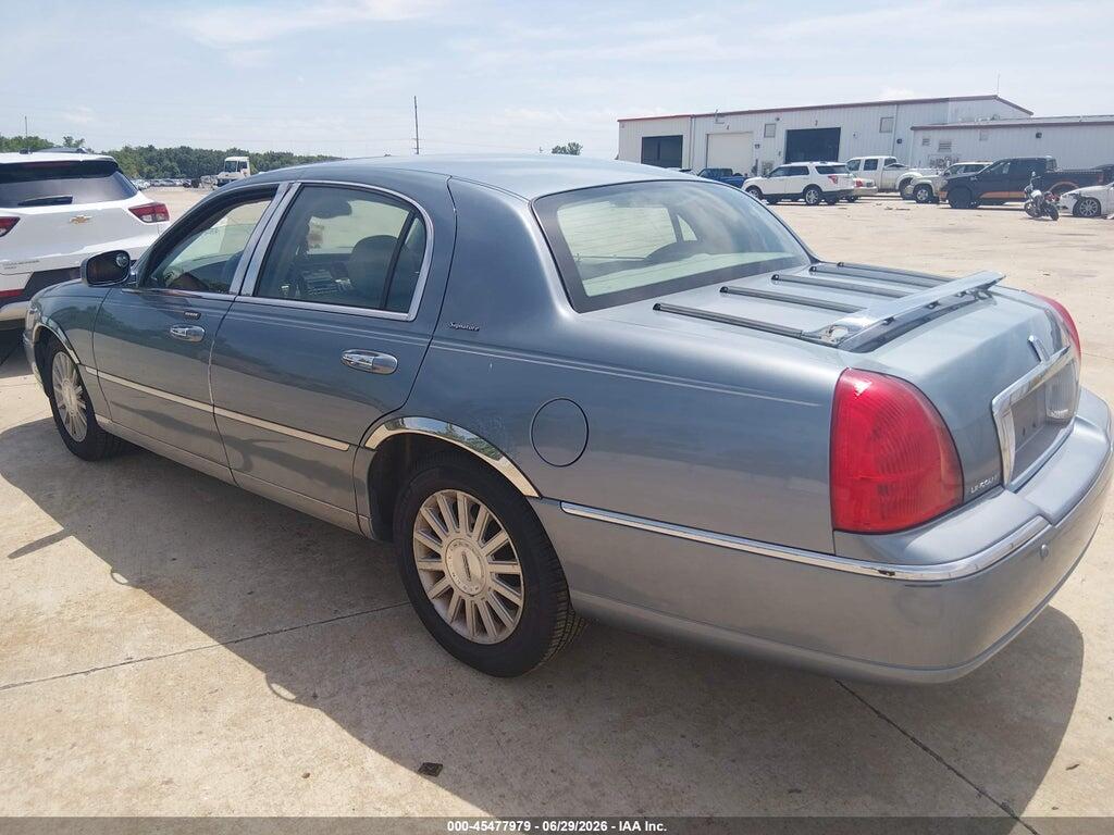 1LNHM81W44Y644886 2004 LINCOLN TOWN CAR photo no. 3