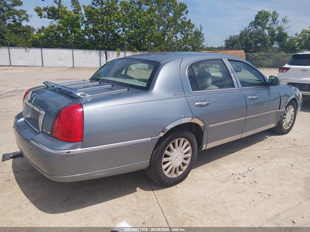 1LNHM81W44Y644886 2004 LINCOLN TOWN CAR photo no. 4