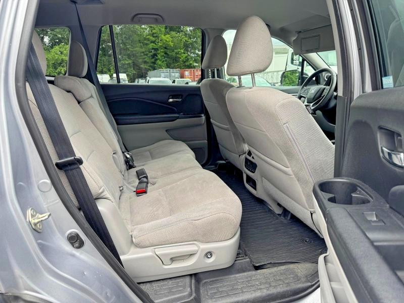 2019 HONDA PILOT EX — Фото 8 из 12