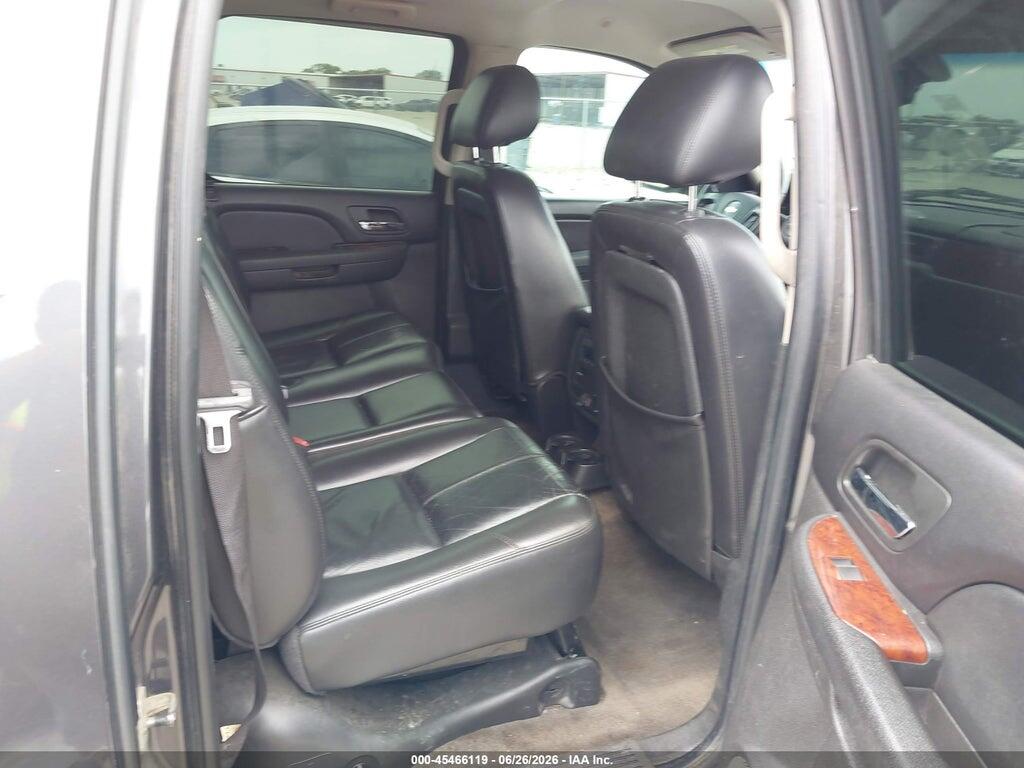 3GNNCFE06AG232924 2010 CHEVROLET AVALANCHE 1500 photo no. 8