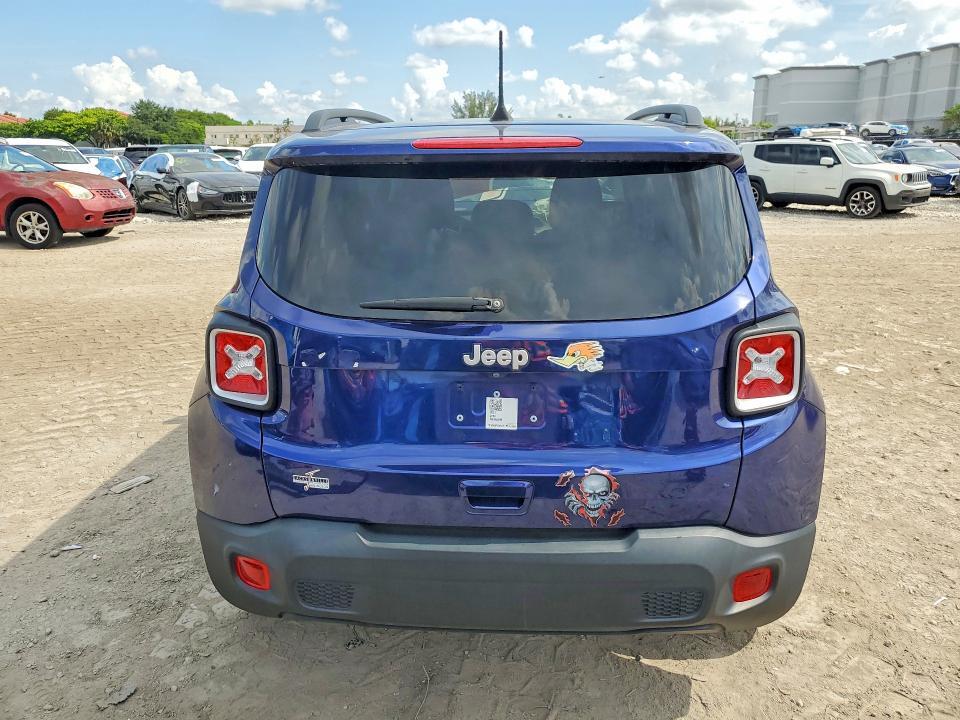 2021 JEEP RENEGADE LATITUDE — Фото 6 из 13