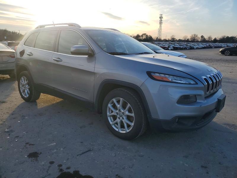 2015 JEEP CHEROKEE LATITUDE PLUS — Фото 4 из 13