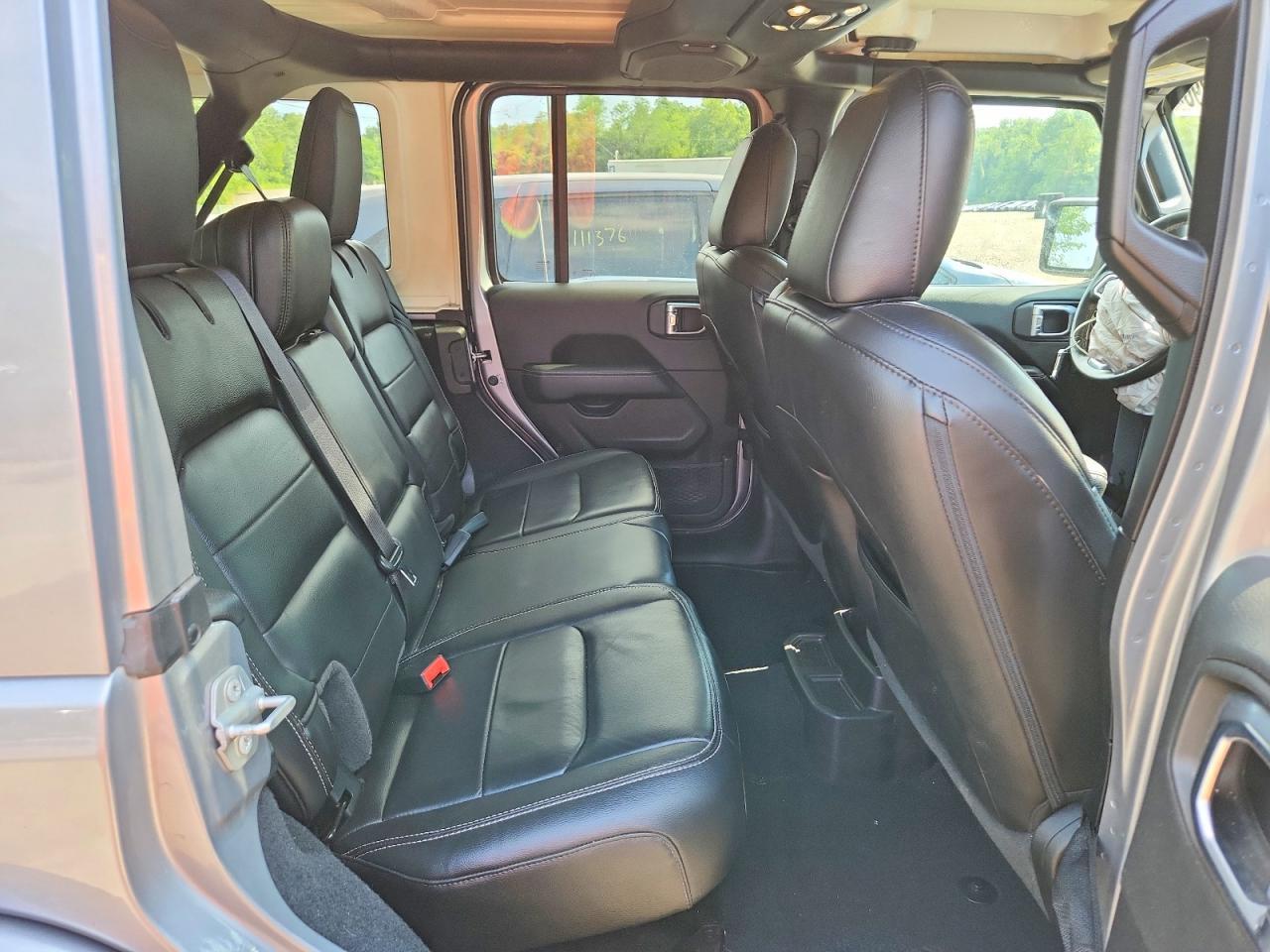 2021 JEEP WRANGLER UNLIMITED SAHARA — Фото 11 из 13