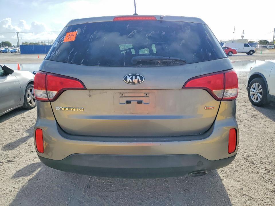 2014 KIA SORENTO LX — Фото 6 из 13