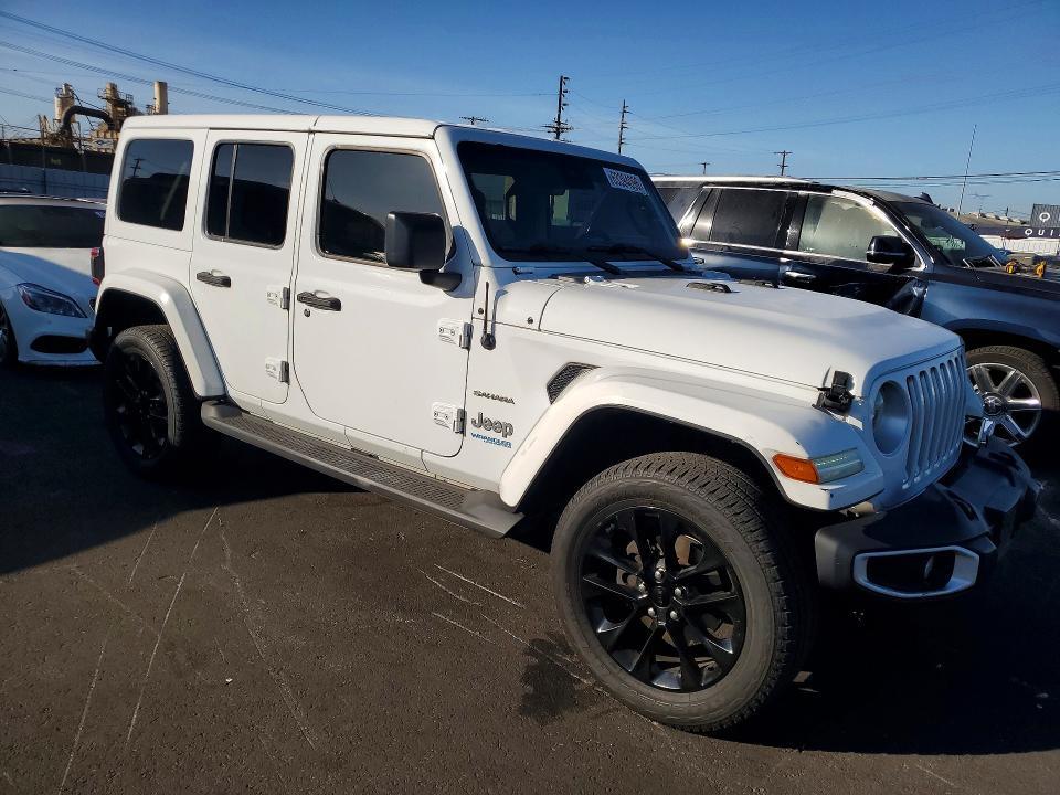 2021 JEEP WRANGLER UNLIMITED SAHARA 4XE — Фото 4 из 13