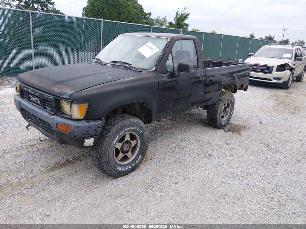 JT4VN01D4K2004455 1989 TOYOTA PICKUP photo no. 2